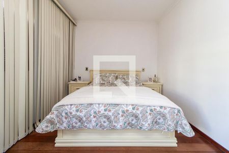 Suíte de casa à venda com 3 quartos, 226m² em Jardim Casablanca, São Paulo