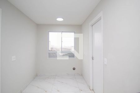 Sala de apartamento para alugar com 2 quartos, 36m² em Vila das Bandeiras, Guarulhos
