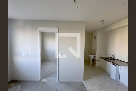 Sala/Cozinha de apartamento à venda com 2 quartos, 36m² em Vila das Bandeiras, Guarulhos
