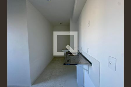 Sala/Cozinha de apartamento à venda com 2 quartos, 36m² em Vila das Bandeiras, Guarulhos