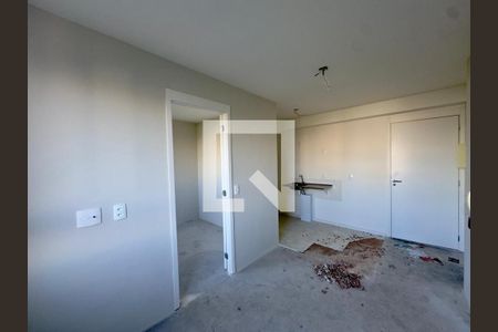 Sala/Cozinha de apartamento à venda com 2 quartos, 36m² em Vila das Bandeiras, Guarulhos