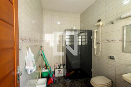 Banheiro Social de apartamento para alugar com 1 quarto, 65m² em Centro, Curitiba