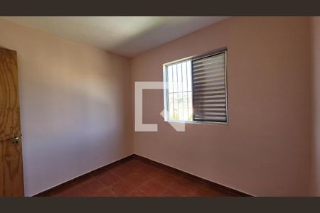 Quarto 01 de apartamento para alugar com 2 quartos, 40m² em Itaim Paulista, Itaquaquecetuba