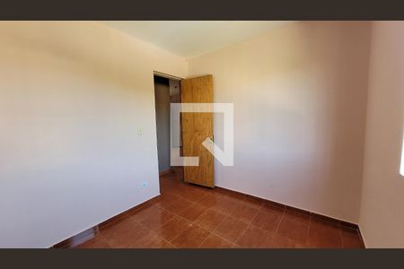 Quarto 01 de apartamento para alugar com 2 quartos, 40m² em Itaim Paulista, Itaquaquecetuba