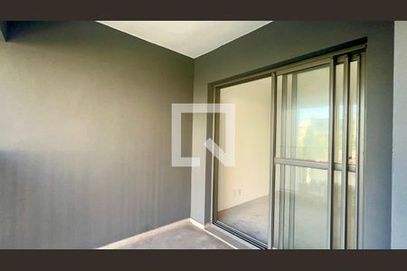 Varanda de kitnet/studio à venda com 1 quarto, 34m² em Cerqueira César, São Paulo