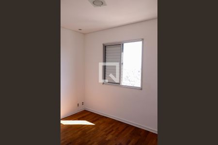 Quarto 1 de apartamento para alugar com 2 quartos, 50m² em Bussocaba, Osasco