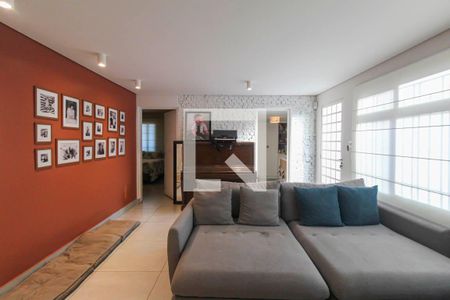 Sala de casa à venda com 4 quartos, 300m² em Jardim Jurema, São Paulo
