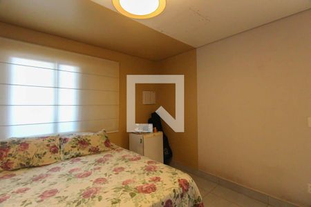 Suite de casa à venda com 4 quartos, 300m² em Jardim Jurema, São Paulo