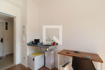 Sala/cozinha de kitnet/studio para alugar com 1 quarto, 28m² em Pinheiros, São Paulo
