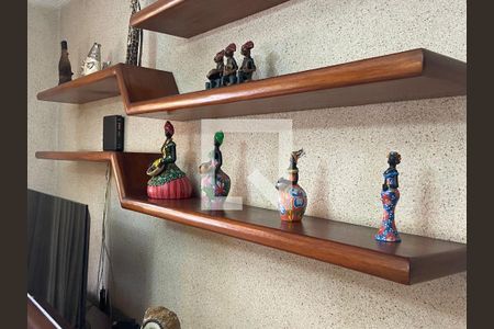 Sala 1 de casa à venda com 4 quartos, 400m² em Pestana, Osasco