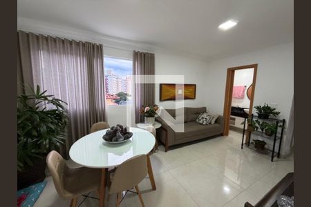 Sala de apartamento à venda com 3 quartos, 77m² em Sagrada Família, Belo Horizonte