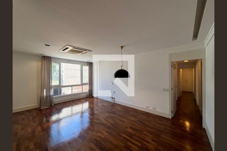 Sala de apartamento à venda com 3 quartos, 134m² em Lagoa, Rio de Janeiro