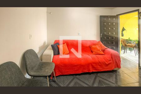 Sala de casa à venda com 4 quartos, 160m² em Parque Grajau, São Paulo