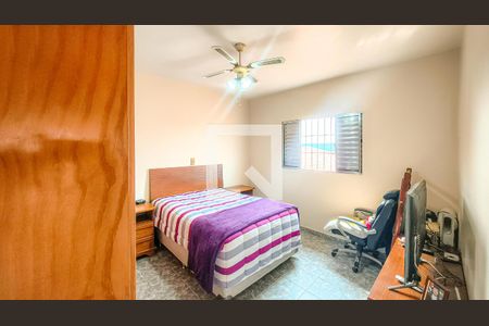 Suíte de casa à venda com 4 quartos, 160m² em Parque Grajau, São Paulo