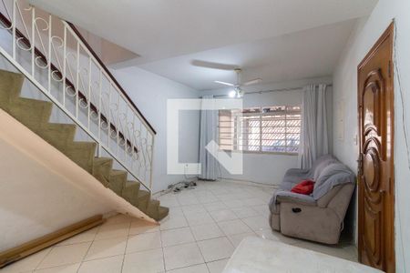 Sala de casa à venda com 3 quartos, 200m² em Rio Pequeno, São Paulo