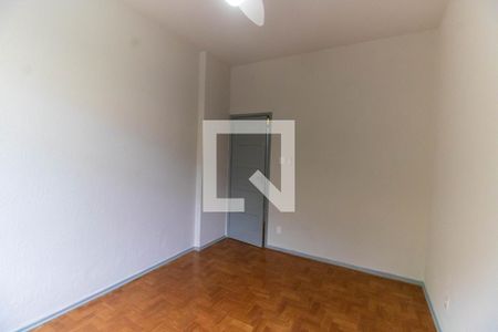 Quarto  de apartamento para alugar com 2 quartos, 74m² em Centro, Niterói
