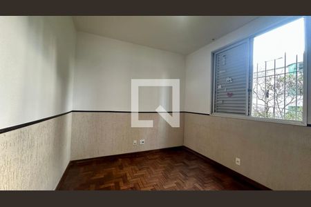 Quarto  de apartamento à venda com 3 quartos, 90m² em Buritis, Belo Horizonte