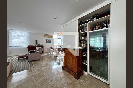Sala  de apartamento à venda com 3 quartos, 300m² em Jardim Paulista, São Paulo