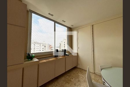 Sala  de apartamento à venda com 3 quartos, 300m² em Jardim Paulista, São Paulo