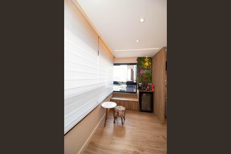 Varanda da Sala de apartamento à venda com 2 quartos, 80m² em Vila Augusta, Guarulhos