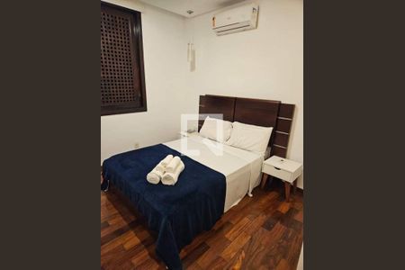 Casa à venda com 2 quartos, 276m² em Laranjeiras, Rio de Janeiro