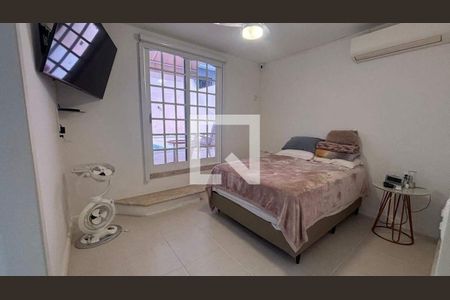 Casa à venda com 4 quartos, 450m² em Barra da Tijuca, Rio de Janeiro