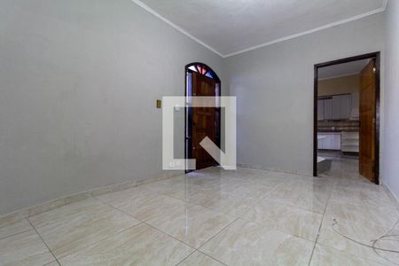 Sala de casa para alugar com 3 quartos, 180m² em Jardim Santa Maria, São Paulo