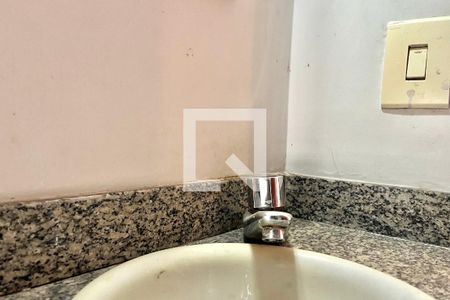 Lavabo de casa à venda com 3 quartos, 120m² em Parque Jabaquara, São Paulo