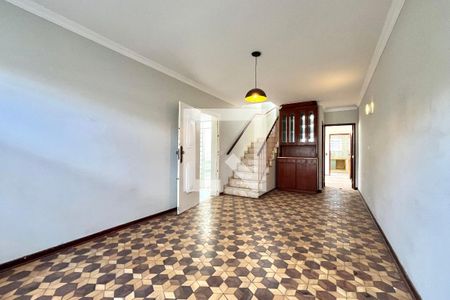 Sala de casa à venda com 3 quartos, 120m² em Parque Jabaquara, São Paulo