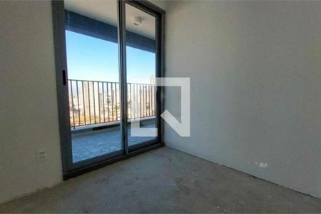 Apartamento à venda com 3 quartos, 72m² em Vila Firmiano Pinto, São Paulo