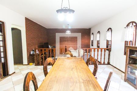 Sala e Sala de Jantar de casa para alugar com 4 quartos, 365m² em Vila Nova Curuca, São Paulo