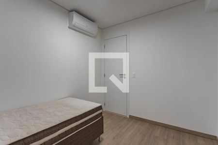Quarto de apartamento para alugar com 2 quartos, 75m² em Passo D’areia, Porto Alegre