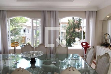 Casa à venda com 5 quartos, 1300m² em Super Quadra Morumbi, São Paulo