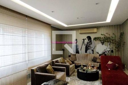 Casa à venda com 5 quartos, 1300m² em Super Quadra Morumbi, São Paulo