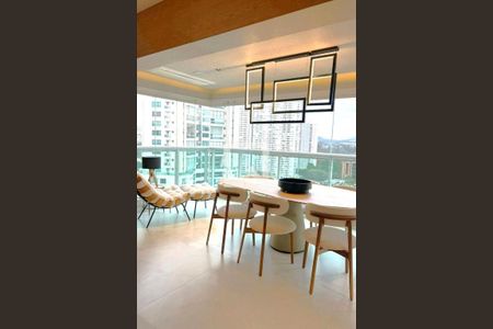 Apartamento à venda com 3 quartos, 202m² em Alphaville Empresarial, Barueri