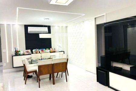 Apartamento à venda com 3 quartos, 240m² em Santa Rosa, Niterói