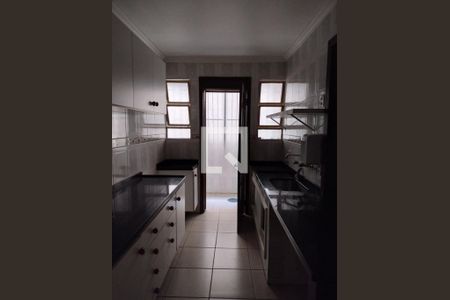 Cozinha de apartamento para alugar com 2 quartos, 93m² em Bom Fim, Porto Alegre