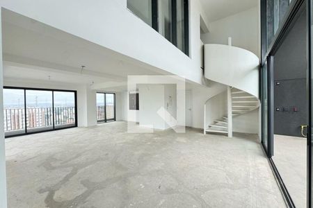 Apartamento à venda com 3 quartos, 205m² em Jardim Vera Cruz, São Paulo