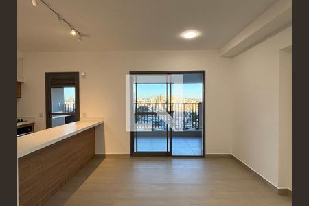 Sala de apartamento para alugar com 2 quartos, 74m² em Parque Imperial, São Paulo