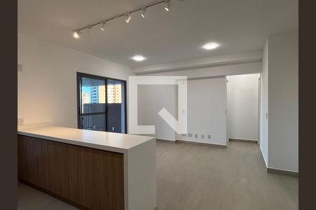 Sala de apartamento para alugar com 2 quartos, 74m² em Parque Imperial, São Paulo
