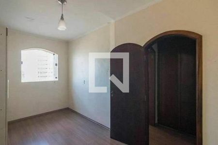 Casa à venda com 3 quartos, 512m² em Vila Gilda, Santo André