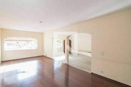 Casa à venda com 3 quartos, 512m² em Vila Gilda, Santo André