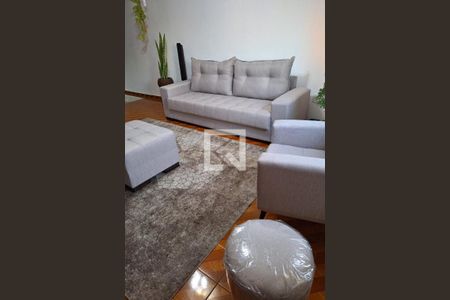 Casa à venda com 3 quartos, 300m² em Jardim Oriental, São Paulo