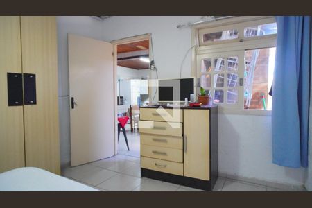 Quarto 1 suite  de casa para alugar com 3 quartos, 125m² em Rubem Berta, Porto Alegre