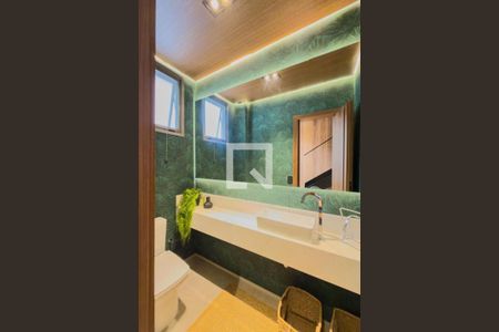 Casa à venda com 3 quartos, 200m² em Residencial Tambore III, Santana de Parnaíba