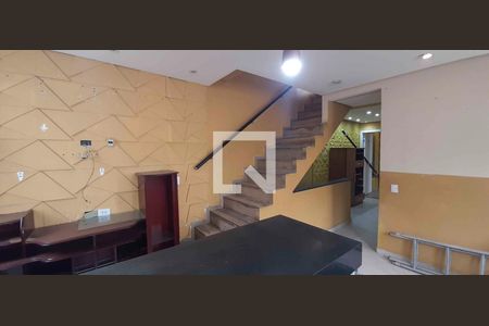 Casa para alugar com 2 quartos, 200m² em Conceicao, Osasco