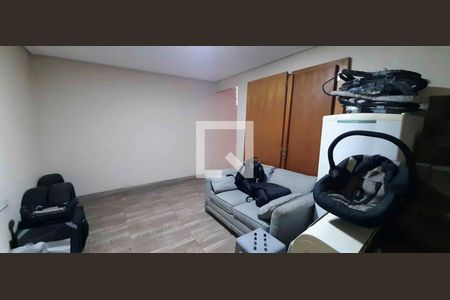 Casa à venda com 5 quartos, 350m² em Conceicao, Osasco