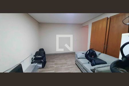 Casa à venda com 5 quartos, 350m² em Conceicao, Osasco