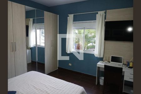 Quarto de casa de condomínio para alugar com 3 quartos, 247m² em Jardim Angela (Zona Sul), São Paulo