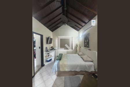 Casa à venda com 3 quartos, 214m² em Maravista, Niterói